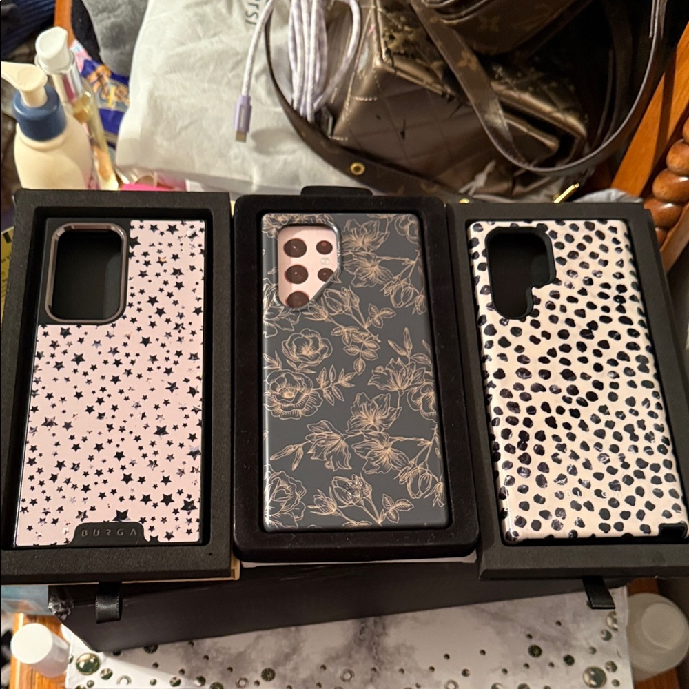 Floral and Starry Phone Case Set - Black and White